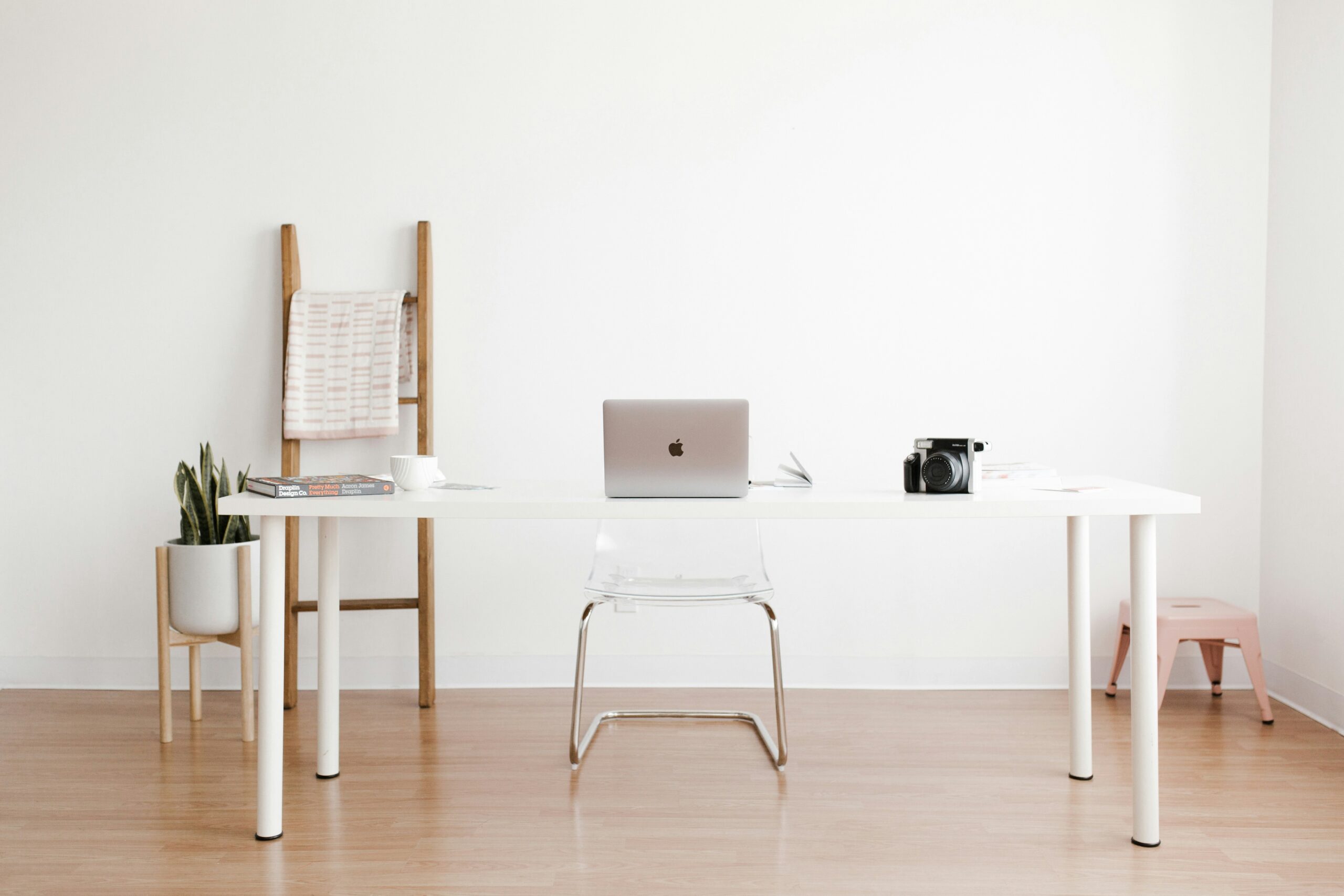Hello World Featured Image